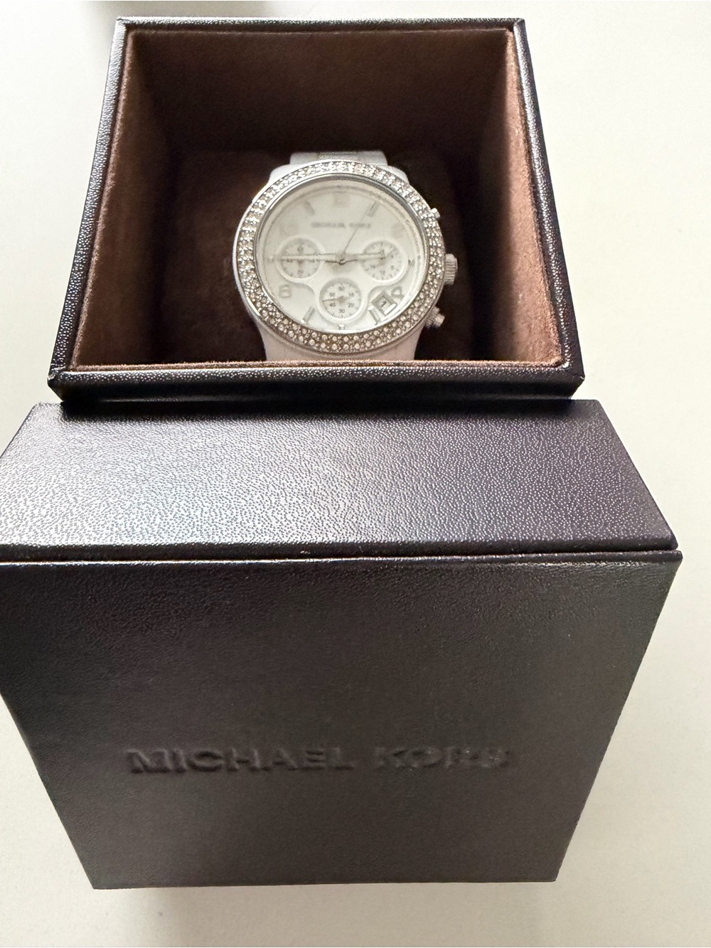 Michael Kors MK5188 Ladies White Ceramic Watch Silver Swarovski Crystals Bezel - Picture 6 of 13